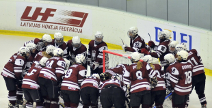 Hokejistēm zaudējums  jeb paliksim kur bijām