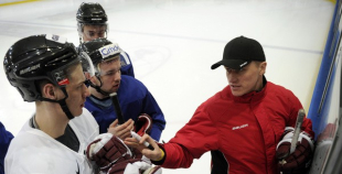 Hokeja izlases pirmais treniņš