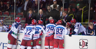 Latvijas hokeja izlase uzveic Krieviju