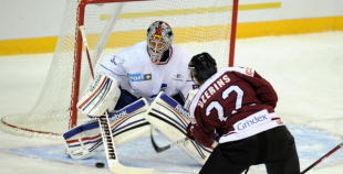 Latvija bullīšos uzvar Franciju