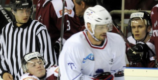 Latvija bullīšos uzvar Franciju