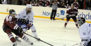 Latvija bullīšos uzvar Franciju