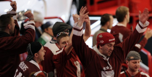 Latvija  piekāpjas Krievijai