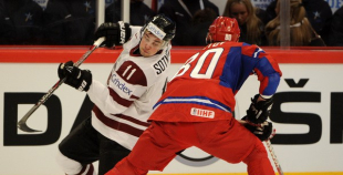 Latvija  piekāpjas Krievijai