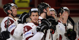 Latvija  piekāpjas Krievijai