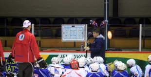 Noslēgusies Kārļa Skrastiņa un Oskara Bārtuļa hokeja nometne