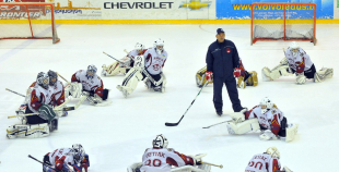 Naumova un leģendārā  Tretjaka starptautiskā vārtsargu meistarības skola Rīgā