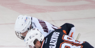 "SMScredit.lv" izcīna uzvaru pār HK "Juniors"