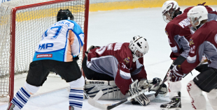 "Ozolnieki/Monarch" viesos ar 5:0 uzvar "Rīga 96" hokejistus.