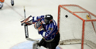 "SMScredit.lv" apspēlē HS "Rīga/Prizma"