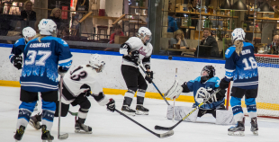 Vakar tika aizvadīta pirmā "Optibet" Baltijas sieviešu hokeja čempionāta spēle starp SHK "Laima" un "L&L Hope"