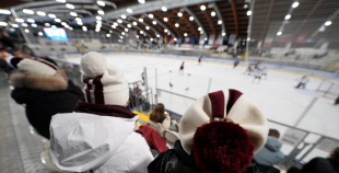 Latvijas izlase sagrauj Itāliju un iekļūst Jaunatnes olimpiādes pusfinālā