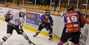 HK "Zemgale/JLSS" ar  4:1 uzveic HK "Juniors"