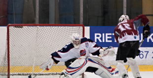 HS "Rīga/Prizma II" izcīna pirmo uzvaru čempionātā