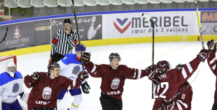 FOTO: Latvija - Kazahstāna (2:3 pēcspēles metienos)