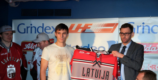 Prezentē Latvijas izlases jaunos spēļu kreklus