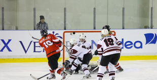 Sieviešu izlase olimpisko kvalifikāciju noslēdz ar zaudējumu austrietēm