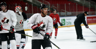 FOTO: Kanādas izlases treniņš "Arēna Rīga" 