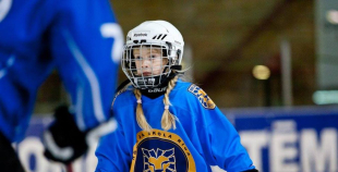 Lieliskā atmosfērā aizvadīts meiteņu turnīrs Tukumā