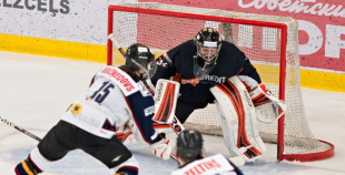 "SMScredit.lv" iemet vienpadsmit vārtus  HS "Rīga/Prizma2" komandai