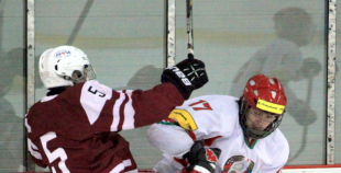 Latvijas jaunieši ar 4:1 apspēlē Baltkrievijas vienadžus