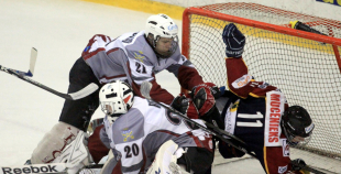 Pastarīšu duelī pārāki HS "Rīga/Prizma II" hokejisti