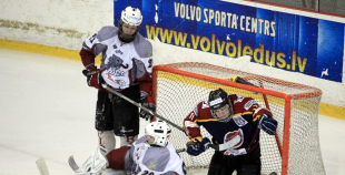 Pastarīšu duelī pārāki HS "Rīga/Prizma II" hokejisti
