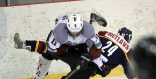 2013 LČ Pastarīšu duelī pārāki HS "Rīga/Prizma II" hokejisti