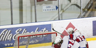 Latvijas U-16 hokejisti pirmajā mačā ar 5:3 uzveic Norvēģiju