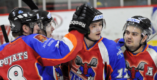 HS "Rīga/Prizma" pēcspēles metienos uzveic HK "Zemgale/JLSS"