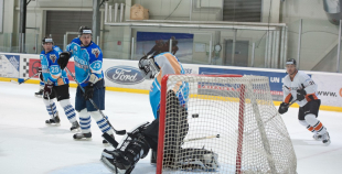 "SMScredit.lv" uzvar "Ozolnieki/MONARCH" un iegūst kausu