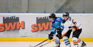 "SMScredit.lv" uzvar "Ozolnieki/MONARCH" un iegūst kausu