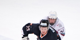 2013 LČ "SMScredit.lv" hokejisti  1. finālspēlē izcīna uzvaru