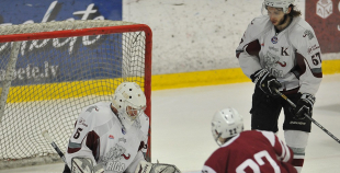 Latvijas U18 hokeja izlase ar 3:4 piekāpjas HK "Rīga"