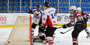 Foto: "Dinamo Juniors" piekāpjas Jelgavas HK "Zemgale/LLU"