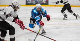 Vakar tika aizvadīta pirmā "Optibet" Baltijas sieviešu hokeja čempionāta spēle starp SHK "Laima" un "L&L Hope"