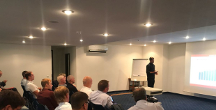 Rīgā aizvadīts Starptautisks hokeja seminārs 