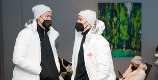 FOTO: Latvijas hokeja izlases dodas uz Pekinas olimpiskajām spēlēm