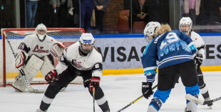 Vakar tika aizvadīta pirmā "Optibet" Baltijas sieviešu hokeja čempionāta spēle starp SHK "Laima" un "L&L Hope"