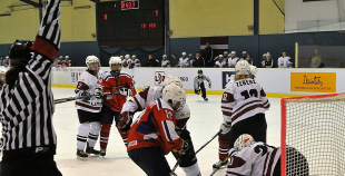 Latvijas hokejistes atgriežas A grupā