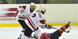 2014 PČS Latvijas hokejistes atgriežas A grupā