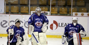 Tretjaka un Naumova jauno vārtsargu skola Rīgā