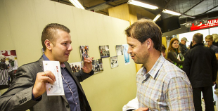 Atklāj hokeja klubam "Liepāja" veltītu fotoizstādi