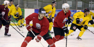 2014 Latvijas izlase aizvada pirmo treniņu galvenā trenera Aleksandra Beļavska vadībā