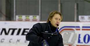 2014 Latvijas izlase aizvada pirmo treniņu galvenā trenera Aleksandra Beļavska vadībā