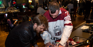 Latvijas hokeja izlase “Akropoles” ledus arēnā aizvadījusi pēdējo treniņu pirms došanās uz pasaules čempionātu 