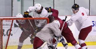 FOTO: Latvijas U-20 hokeja izlases treniņš