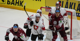 Latvijas izlase lieliski cīnās, taču mača izskaņā piekāpjas Šveicei