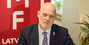 Latvijas Hokeja federācija un Baltkrievijas Hokeja federācija paraksta līgumu par 2021.gada PČ organizēšanu