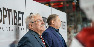 Hokeja leģendu spēles pamatlaiks noslēdzas ar draudzīgu neizšķirtu